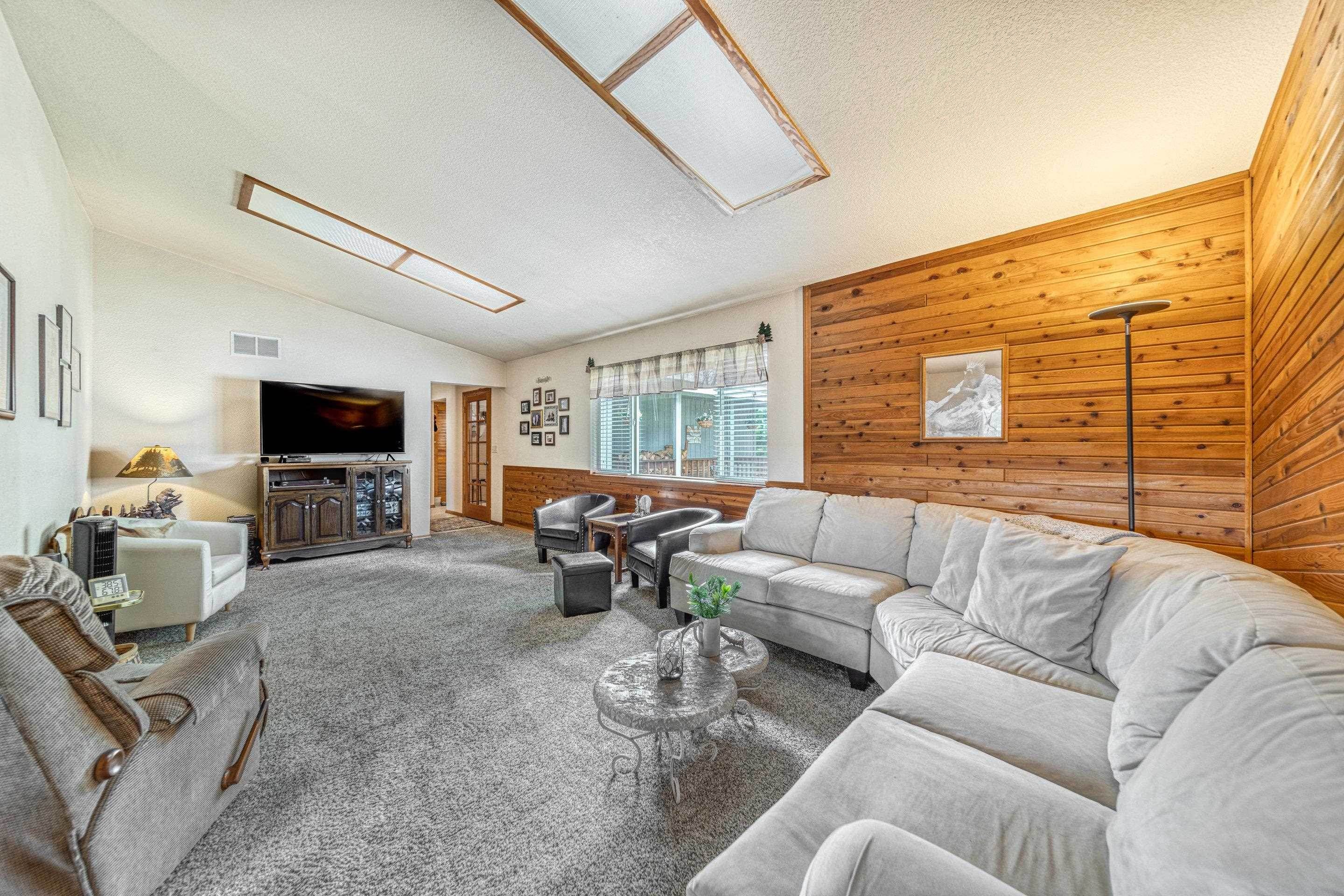 8. Single Family Homes for Active at 3611 Park Hill Drive Lake Almanor, California 96137 United States