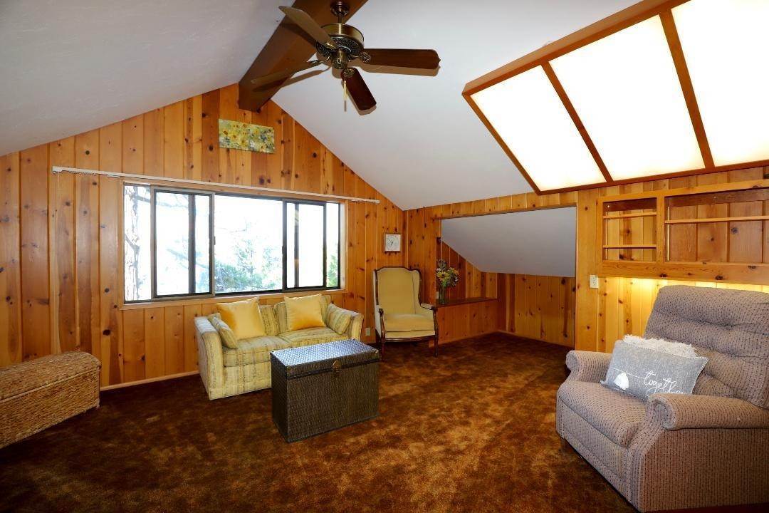 19. Single Family Homes for Active at 3125 & 3151 Highway 147 Lake Almanor, California 96137 United States