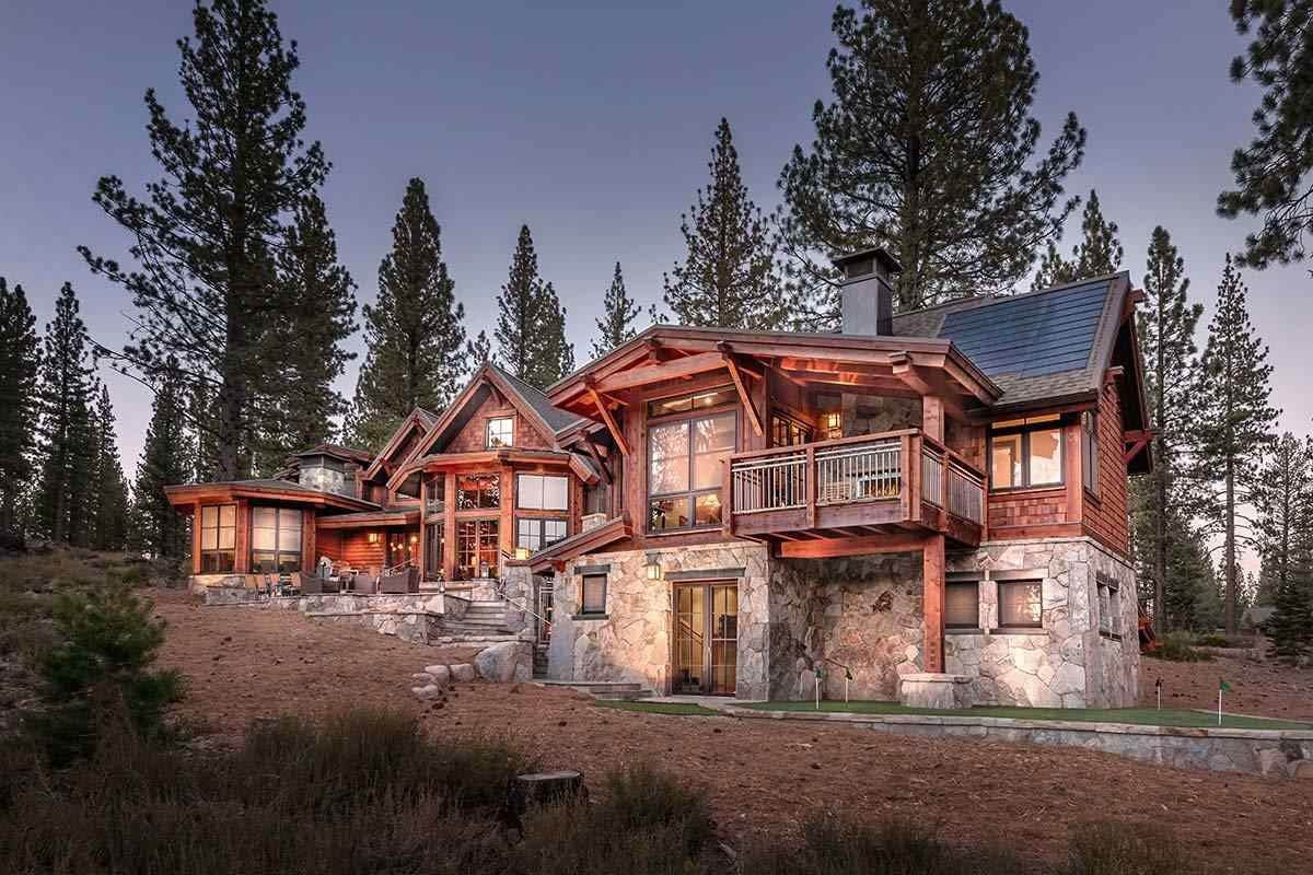4. Single Family Homes for Active at 8818 Schroeder Way Truckee, California 96161 United States