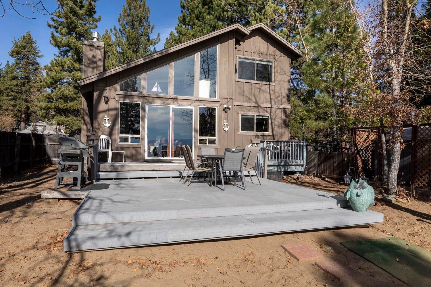 3. Single Family Homes at 7708 North Lake Boulevard Tahoe Vista, California 96148 United States