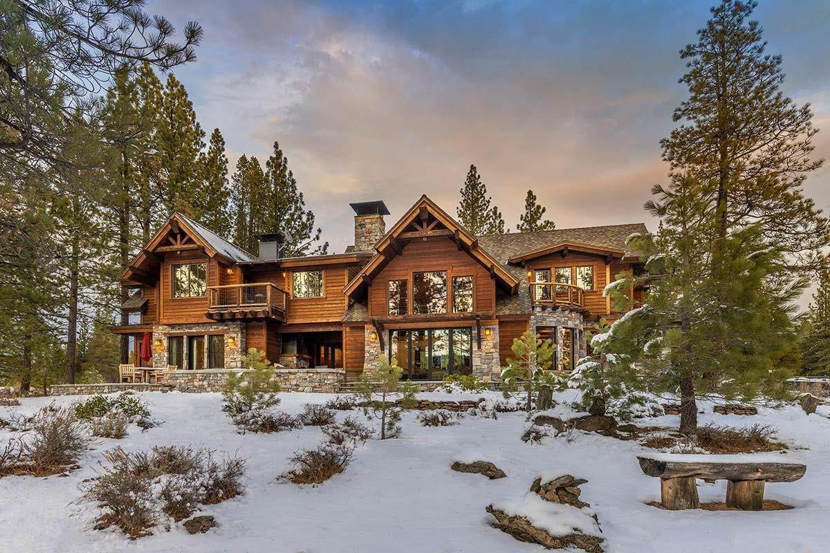 3. Single Family Homes for Active at 556 Stewart McKay Truckee, California 96161 United States