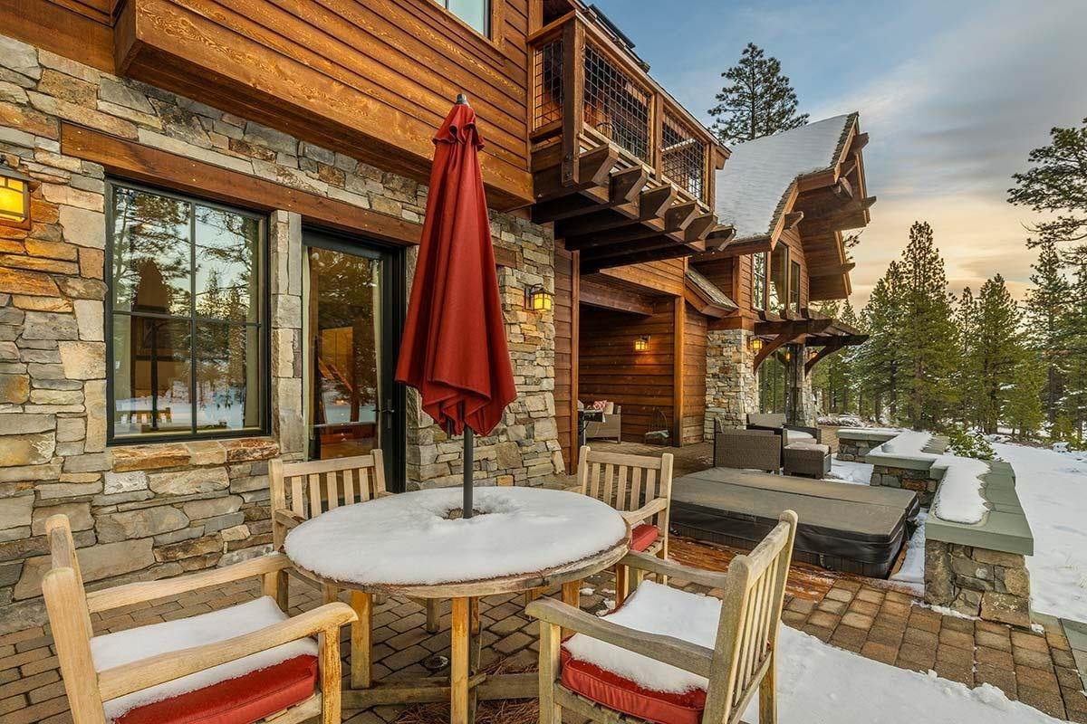 5. Single Family Homes for Active at 556 Stewart McKay Truckee, California 96161 United States