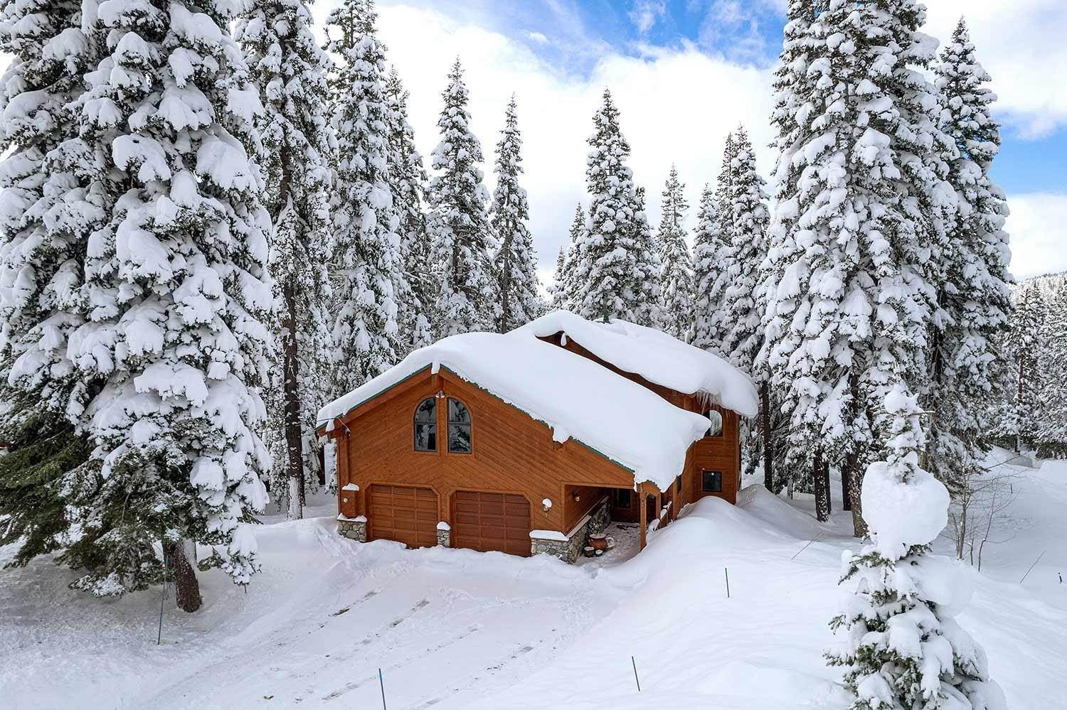 1. Single Family Homes for Active at 11772 Munich Drive Truckee, California 96161 United States