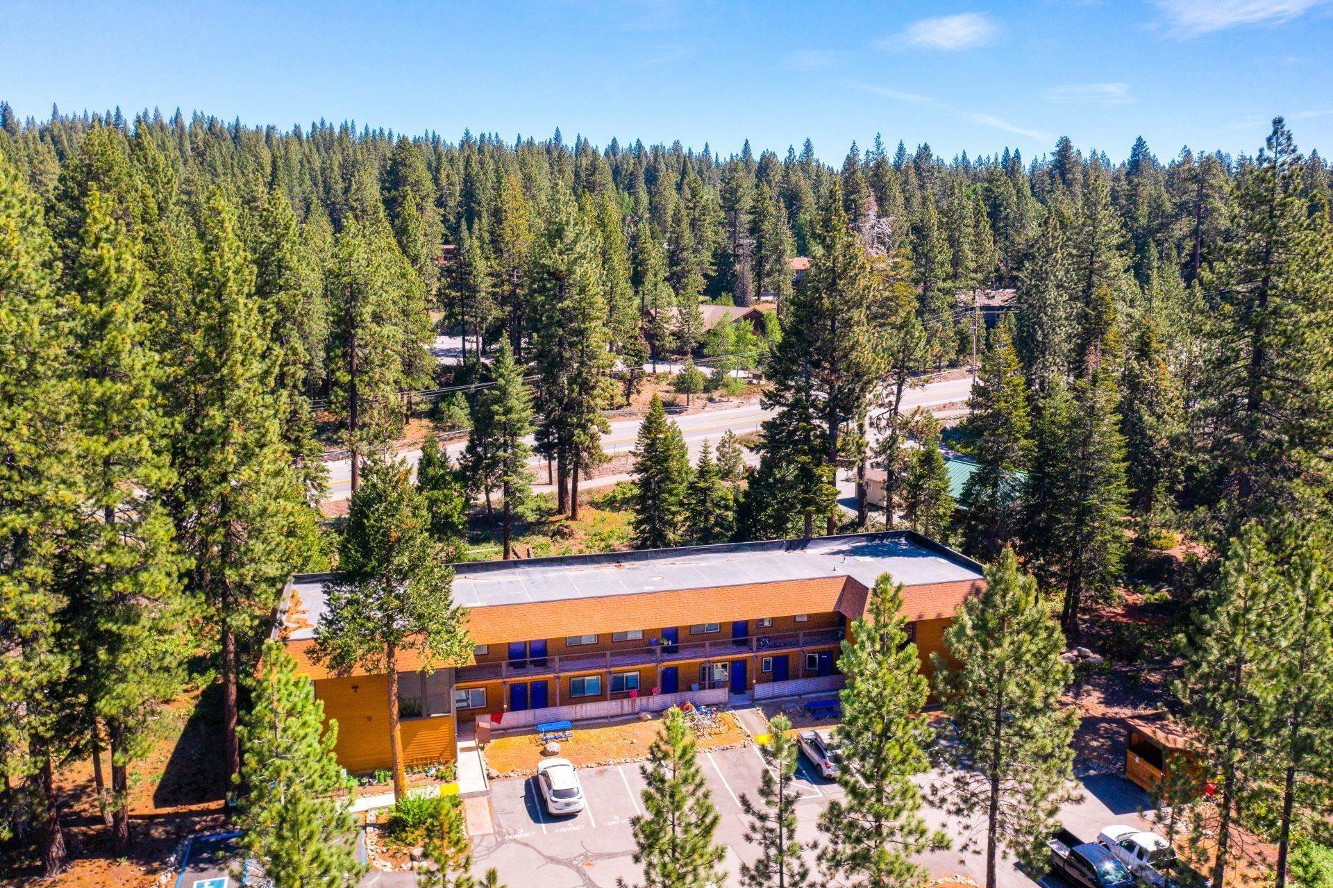 15. Multi-Family Homes for Active at 3000 North Lake Boulevard Tahoe City, California 96145 United States