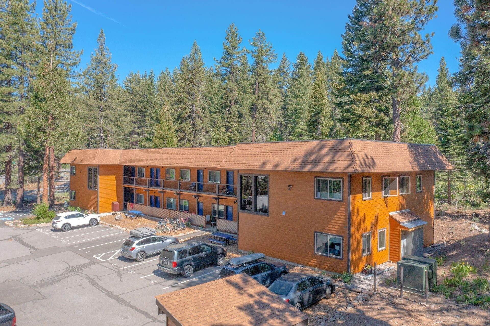16. Multi-Family Homes for Active at 3000 North Lake Boulevard Tahoe City, California 96145 United States