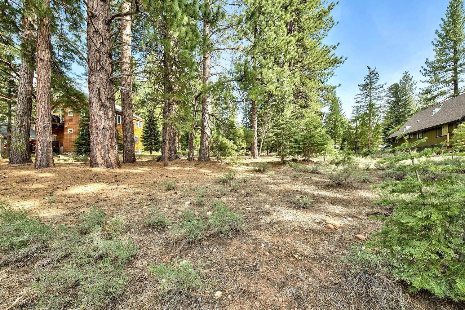 10. Residential Lot at 10976 Jeffrey Pine Road Truckee, California 96161 United States