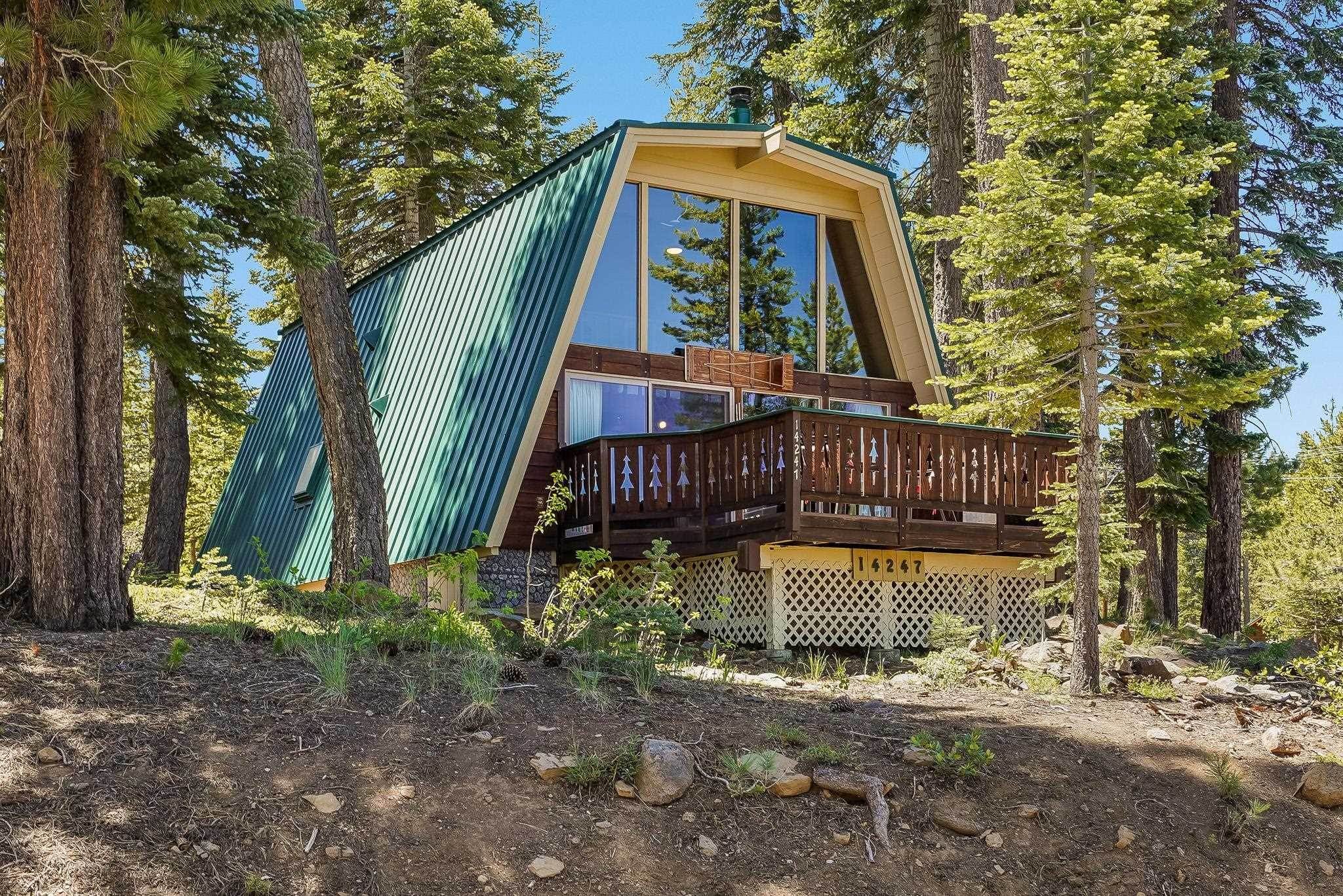 1. Single Family Homes for Active at 14247 Saint Croix Way Truckee, California 96161 United States