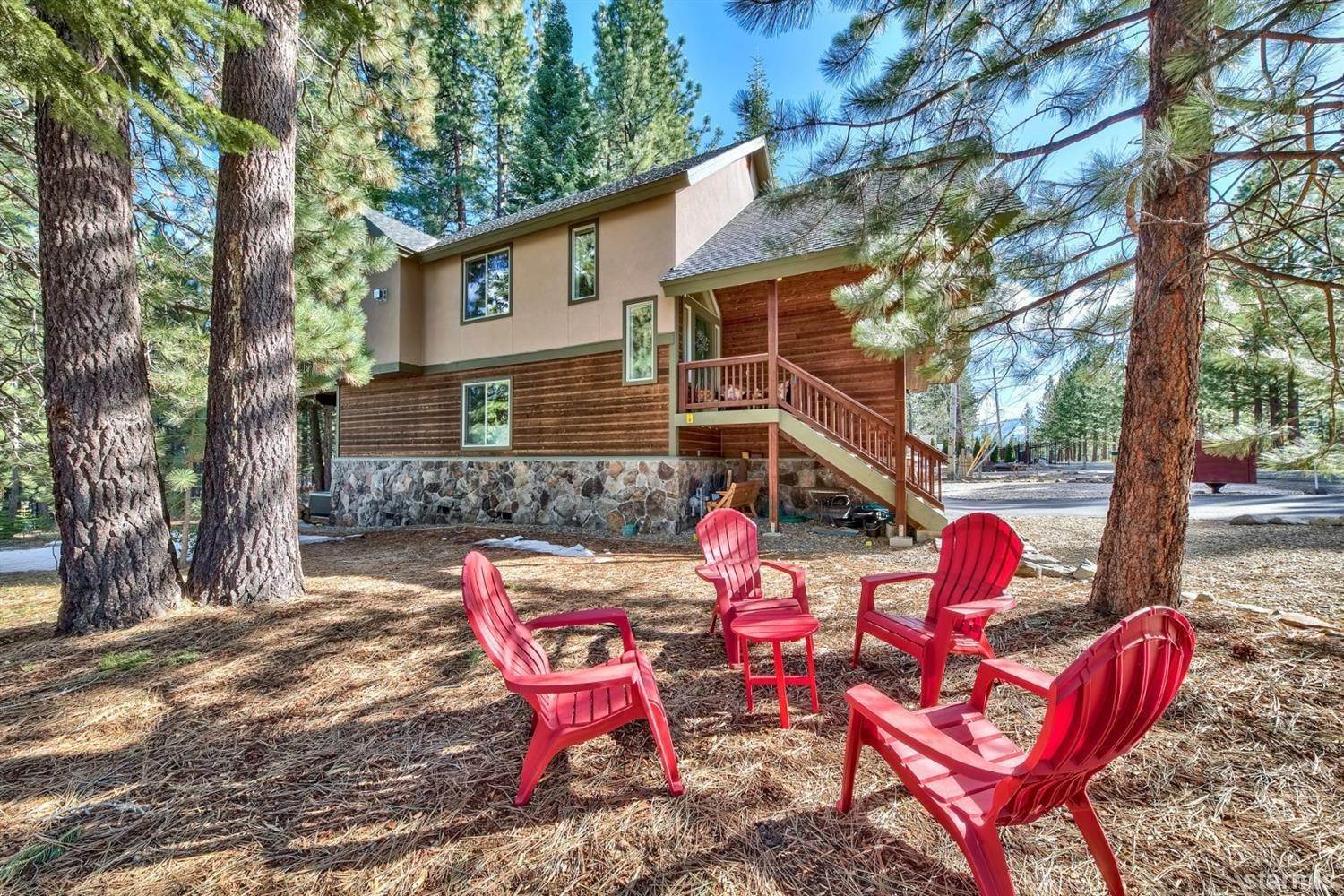 2. Single Family Homes at 1089 Onnontioga Street South Lake Tahoe, California 96150 United States