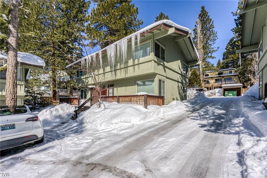 2. Single Family Homes at 806 Oriole Way Incline Village, Nevada 89451 United States