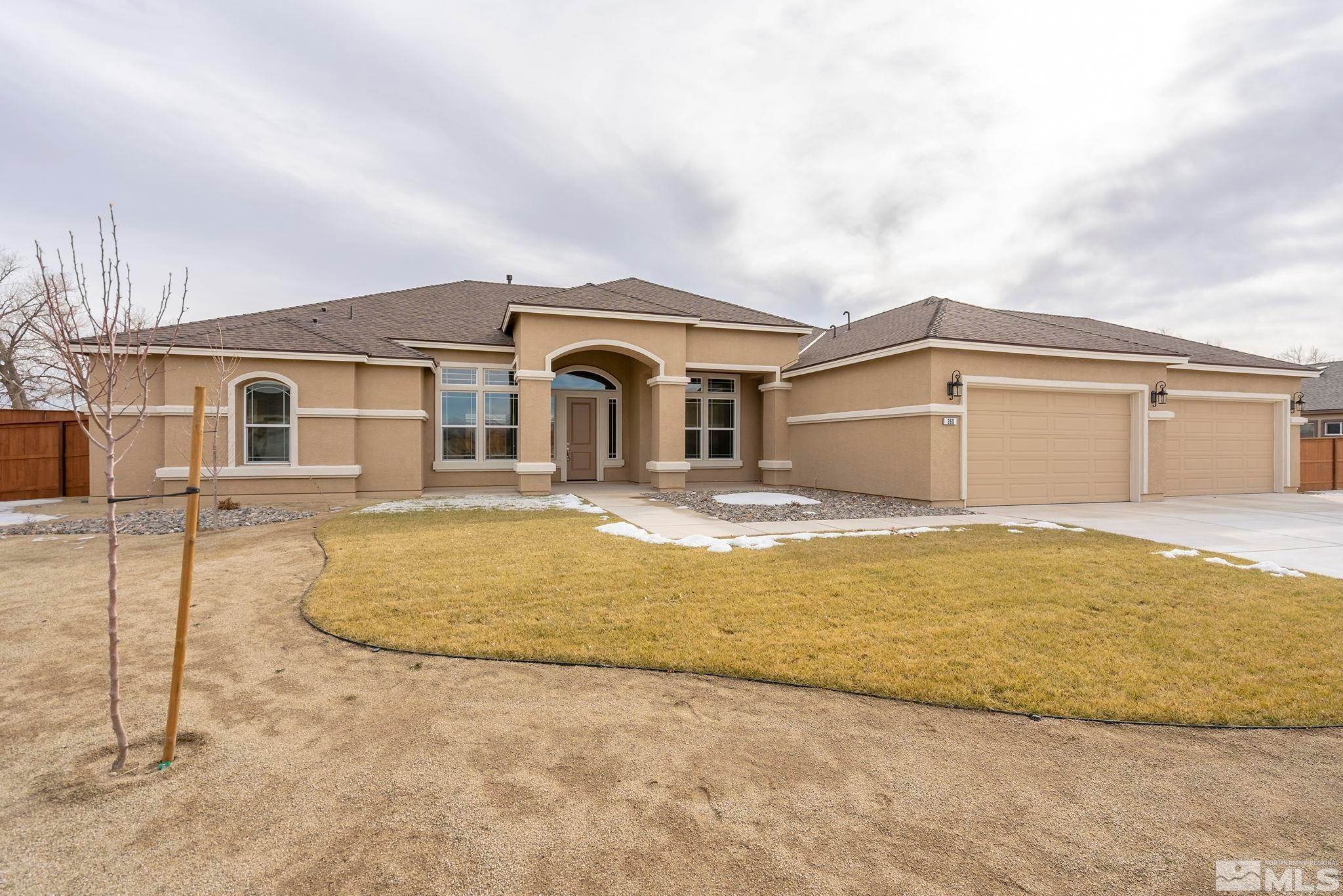 Single Family Homes por un Venta en 360 White Hawk Road Fernley, Nevada 89408 Estados Unidos
