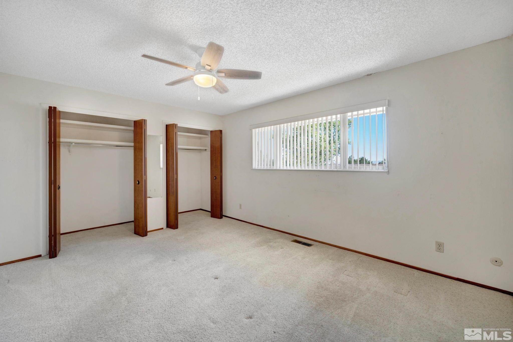 16. Single Family Homes for Active at 2300 Mueller Drive Reno, Nevada 89509 United States