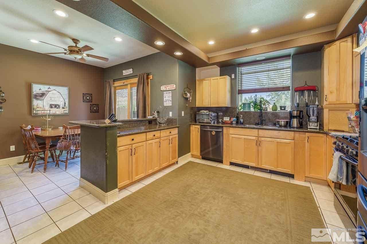 20. Single Family Homes for Active at 2862 Nye Drive Minden, Nevada 89423 United States