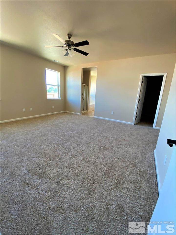 13. Single Family Homes for Active at 1330 Serenity Circle Fernley, Nevada 89408 United States