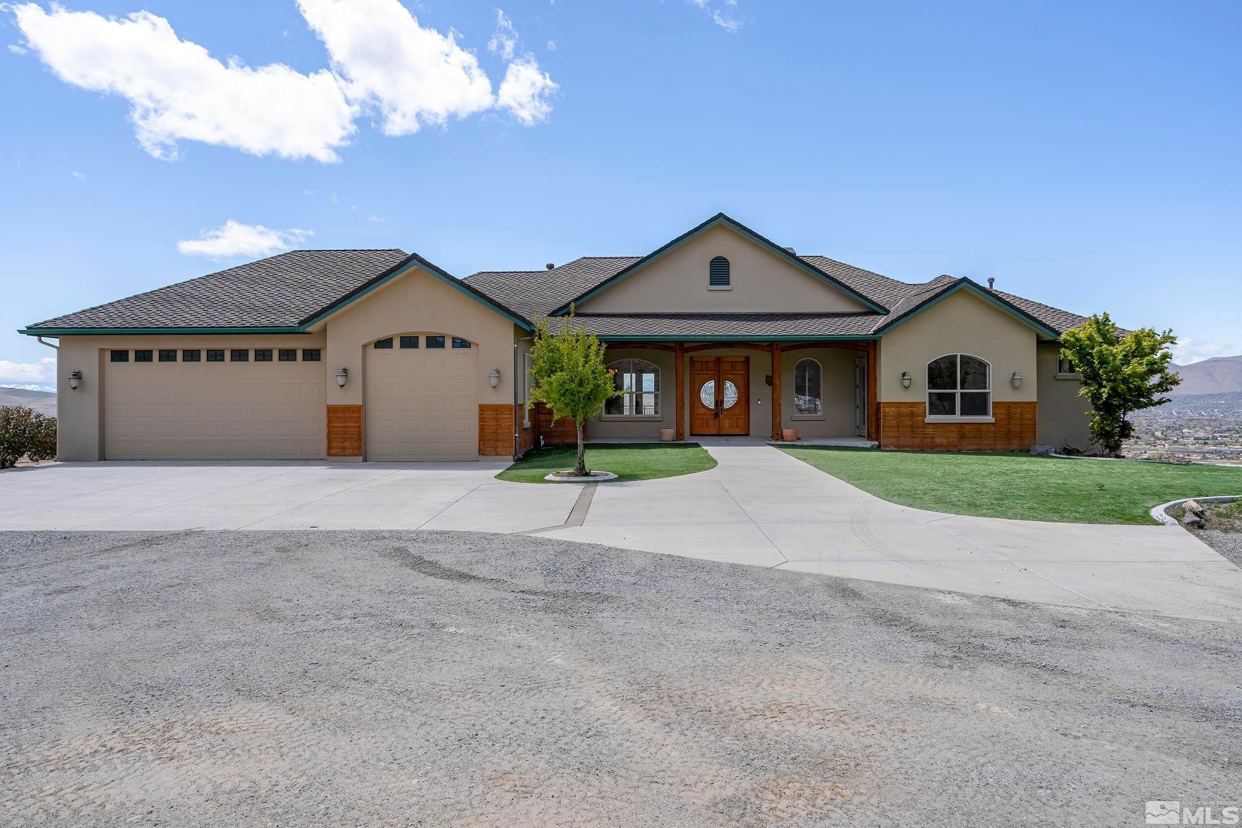 Single Family Homes 为 销售 在 35 Chesney Court 斯帕克斯, 内华达州 89441 美国