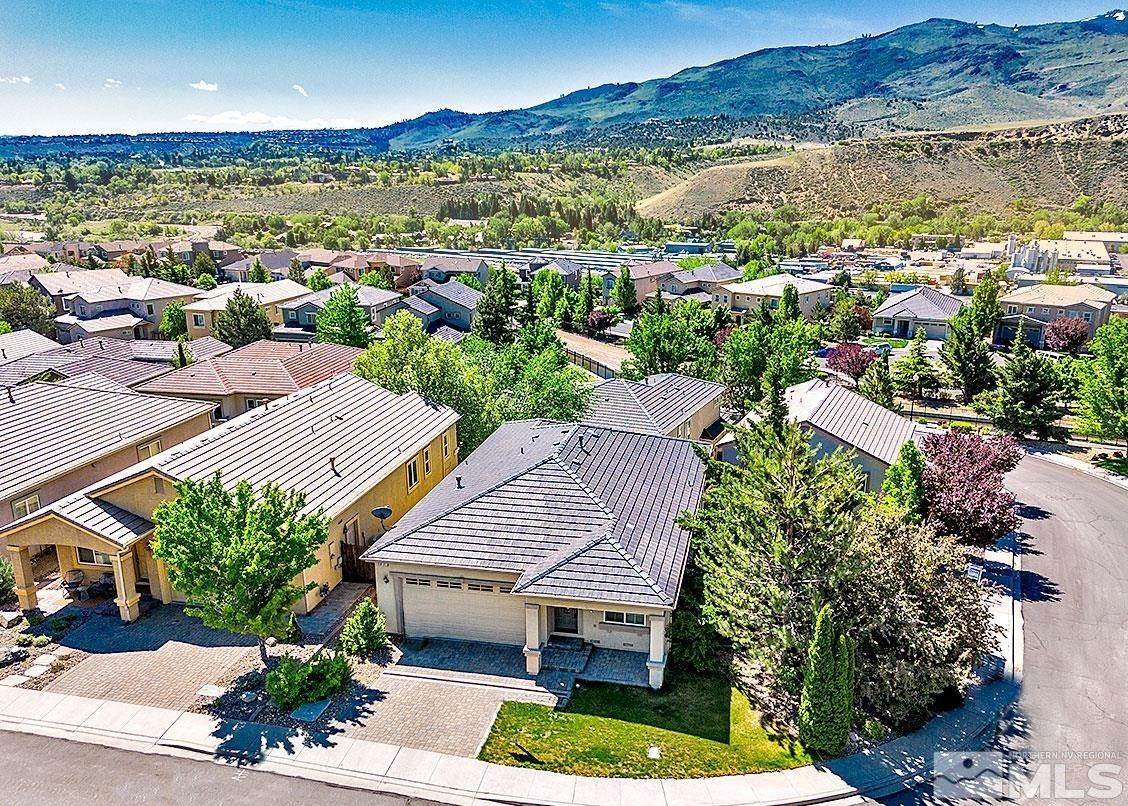 4. Single Family Homes for Active at 8101 Highland Flume Circle Reno, Nevada 89523 United States