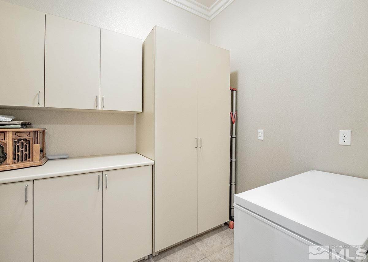 20. Condo / Townhouse for Active at 9900 Wilbur May Pkwy Apt 2304 Reno, Nevada 89521 United States