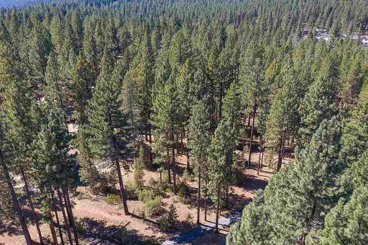19. Land for Active at Truckee, California United States