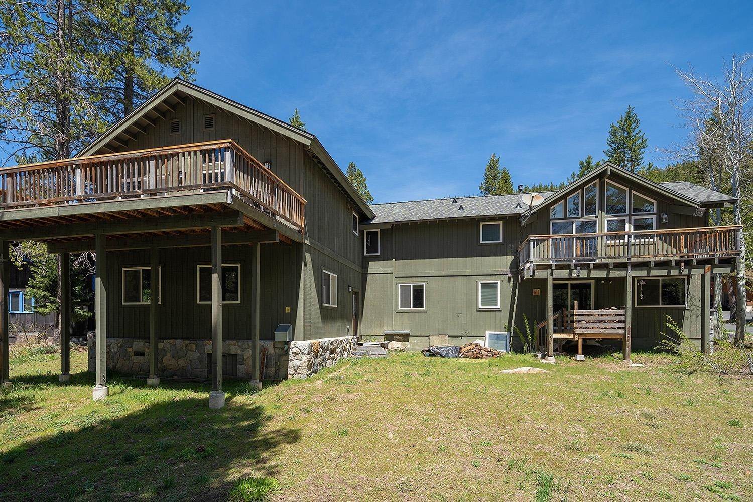 3. Single Family Homes for Active at 509 Forest Glen Road Olympic Valley, California 96146 United States