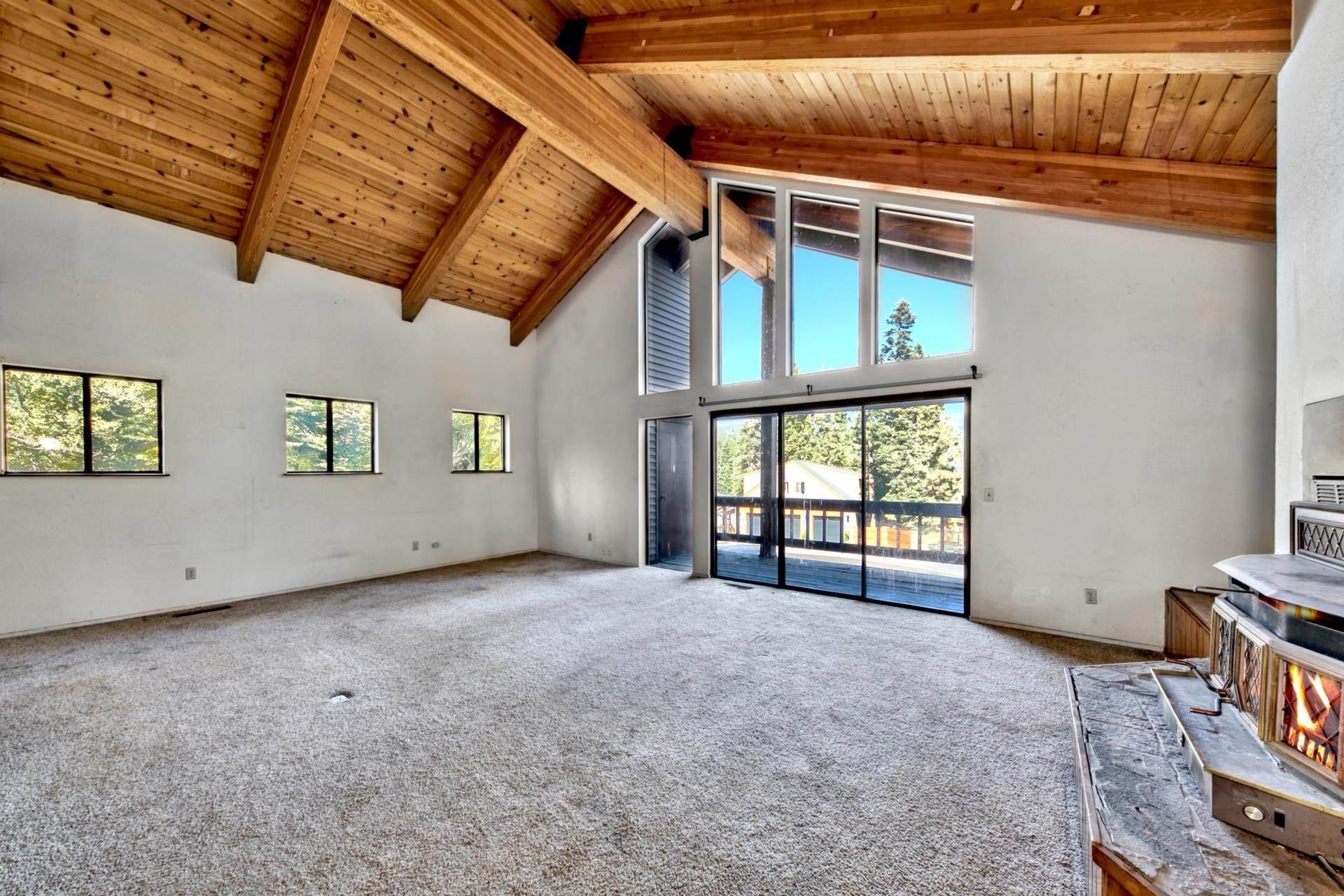 9. Single Family Homes for Active at 1462 Cheshire Court Tahoe Vista, California 96148 United States