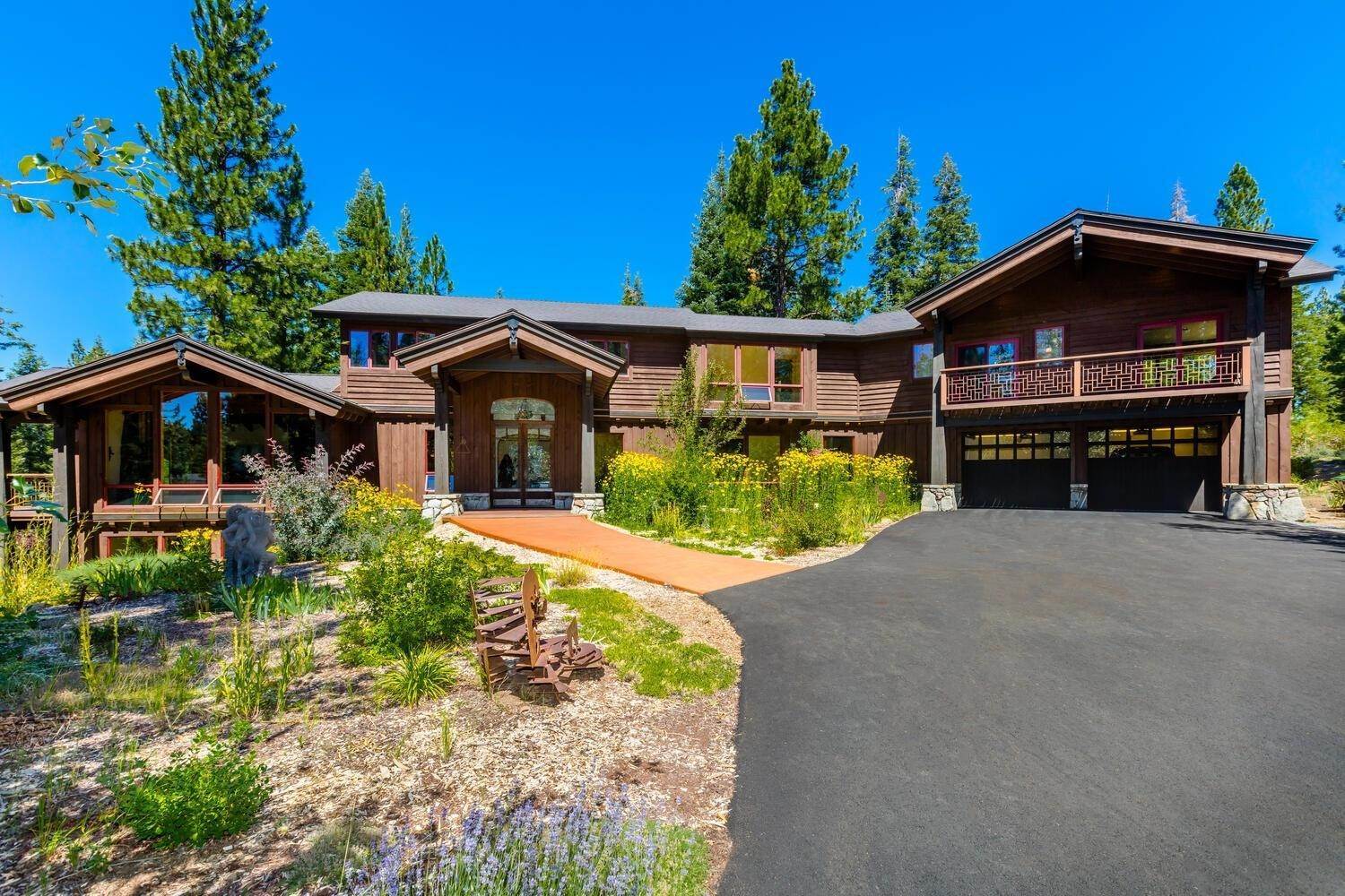 2. Single Family Homes for Active at 12054 Stony Creek Court Truckee, California 96161 United States