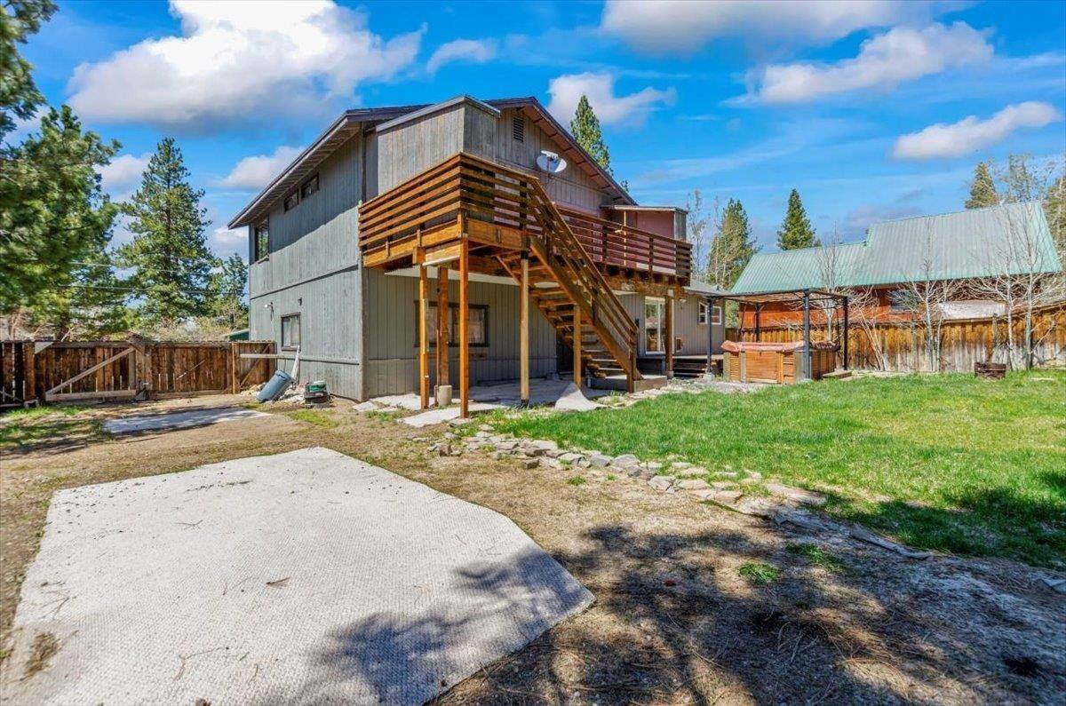 5. Single Family Homes for Active at 16631 Glenshire Drive Truckee, California 96161 United States