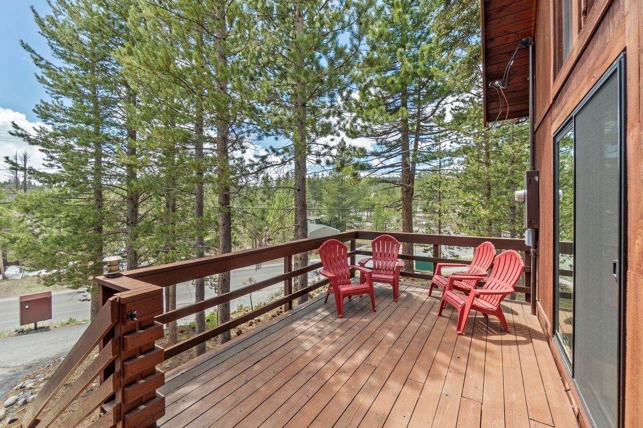 17. Single Family Homes for Active at 15138 Alder Creek Road Truckee, California 96161 United States