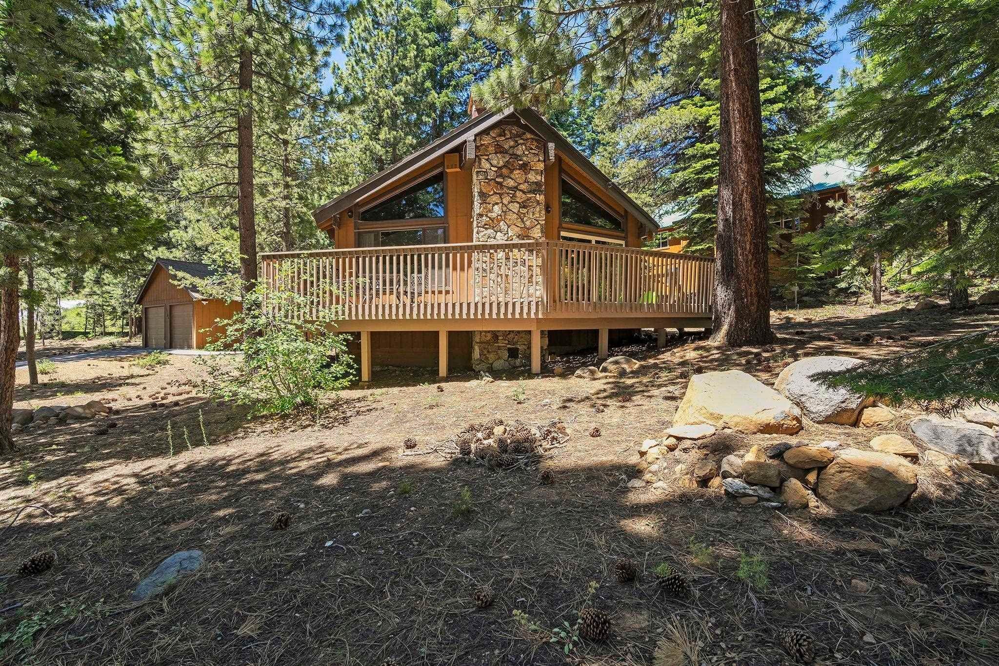 Single Family Homes for Active at 17160 Northwoods Boulevard Truckee, California 96161 United States