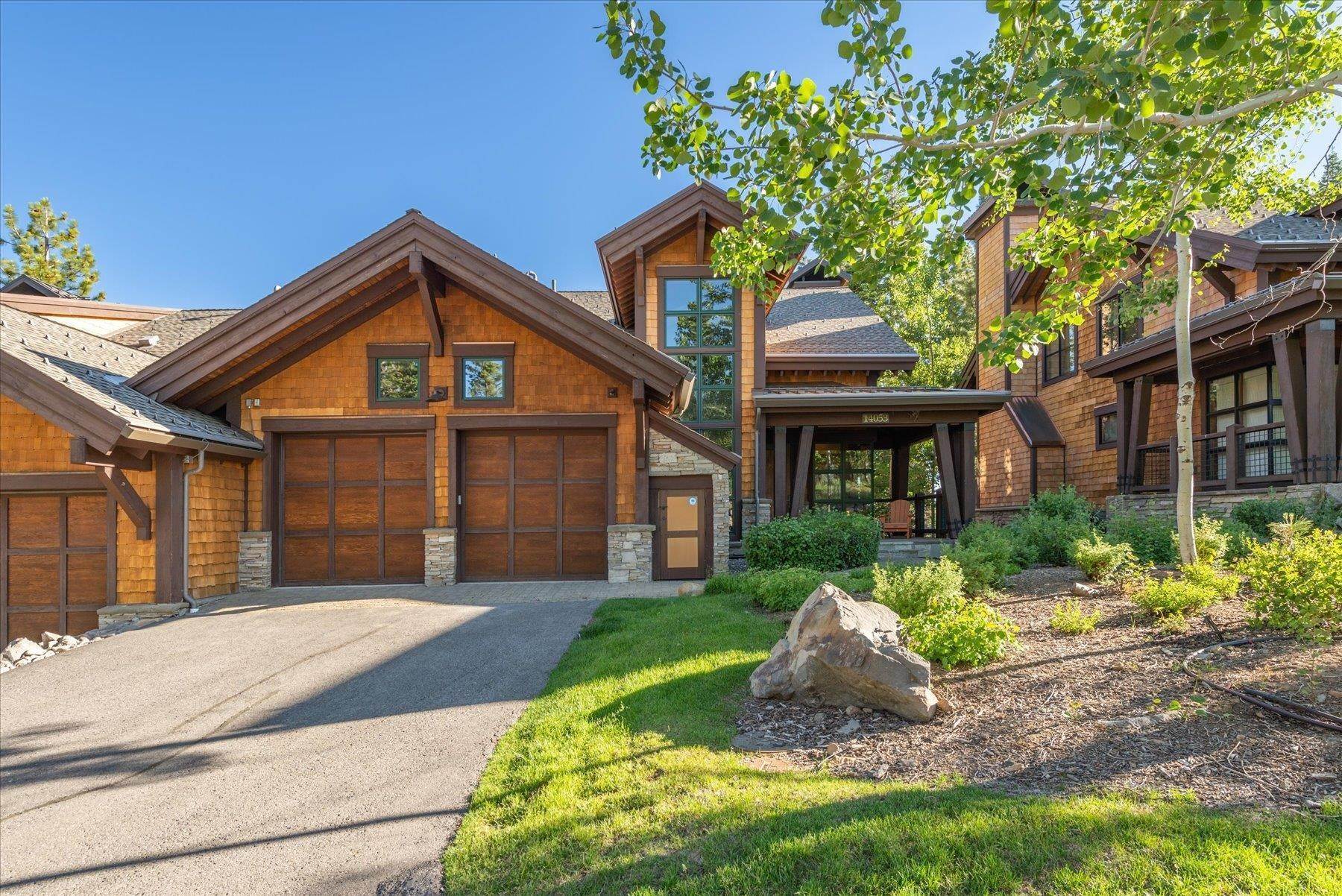 Single Family Homes 为 销售 在 14053 Trailside Loop 特拉基, 加利福尼亚州 96161 美国