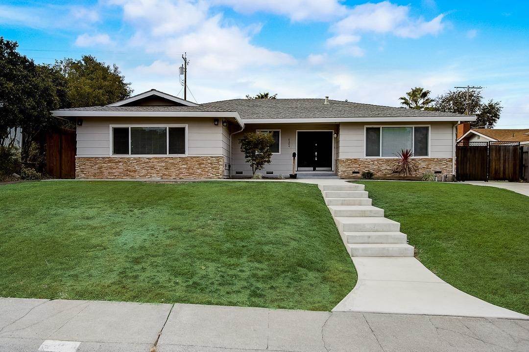 8. Single Family Homes for Active at 6204 Madison Avenue Carmichael, California 95608 United States