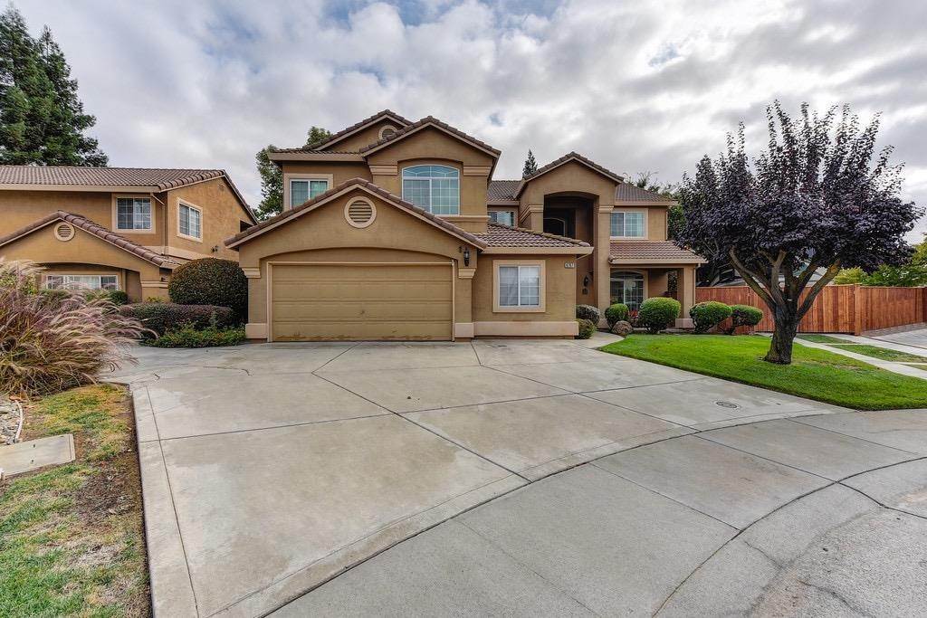 Single Family Homes for Active at 8767 Hopedale Court Elk Grove, California 95624 United States