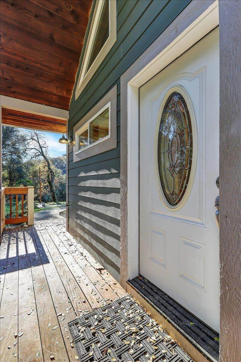 25. Single Family Homes for Active at 18931 Maggie Lane Grass Valley, California 95949 United States