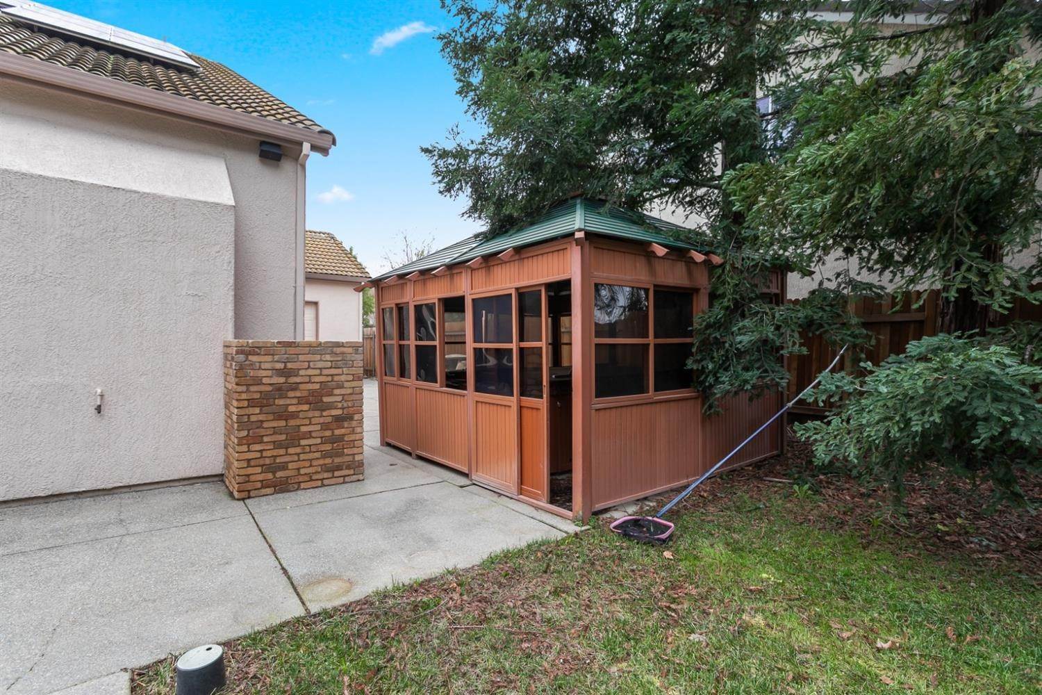 41. Single Family Homes for Active at 8541 Spiceberry Court Elk Grove, California 95624 United States