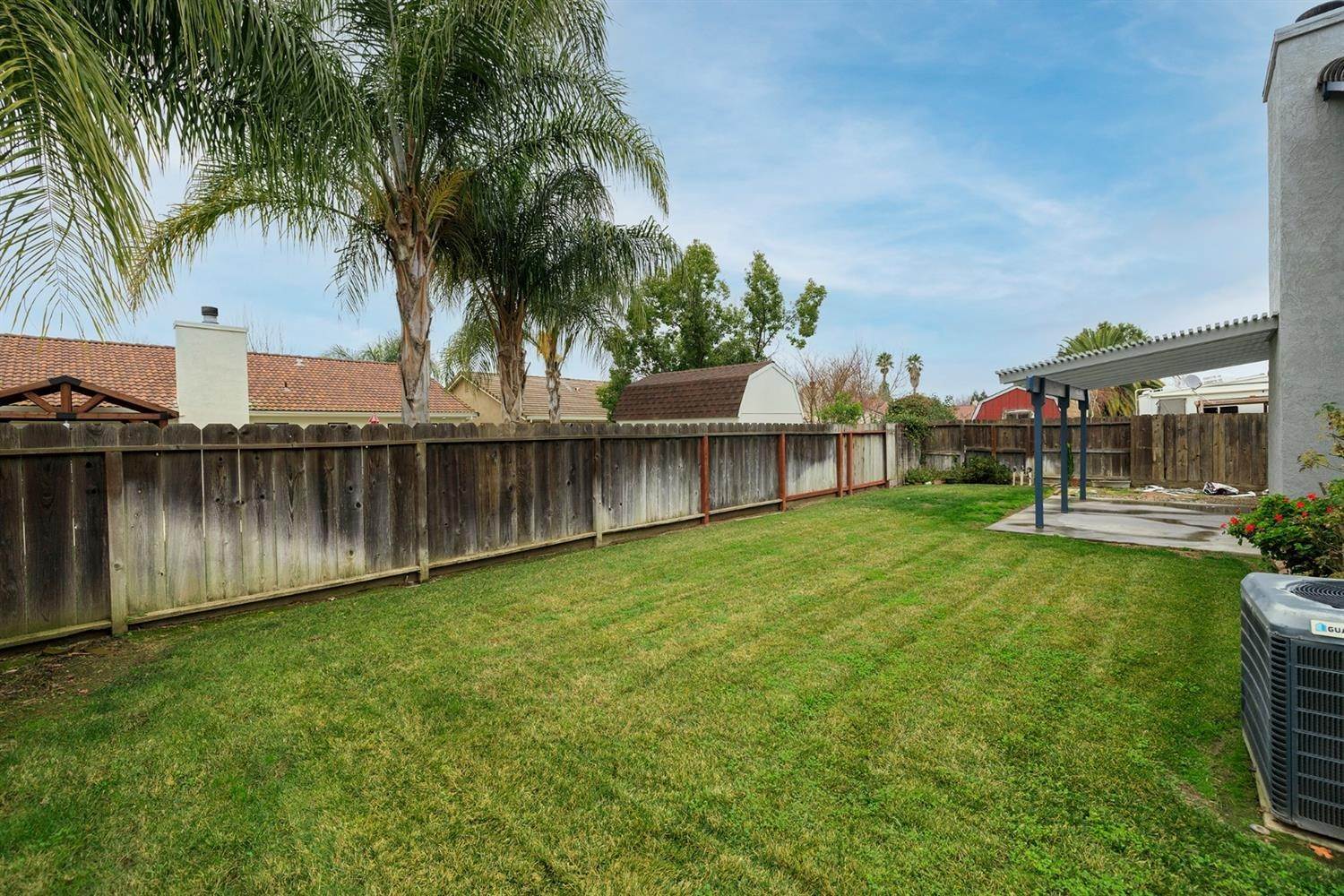 42. Single Family Homes for Active at 398 Shalako Drive Oakdale, California 95361 United States