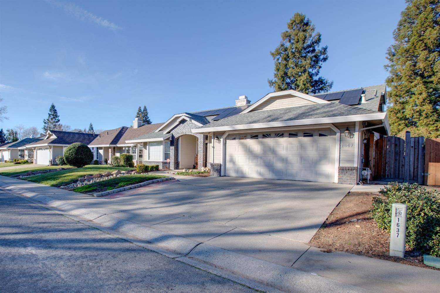 3. Single Family Homes for Active at 1647 Rebecca Drive Yuba City, California 95993 United States