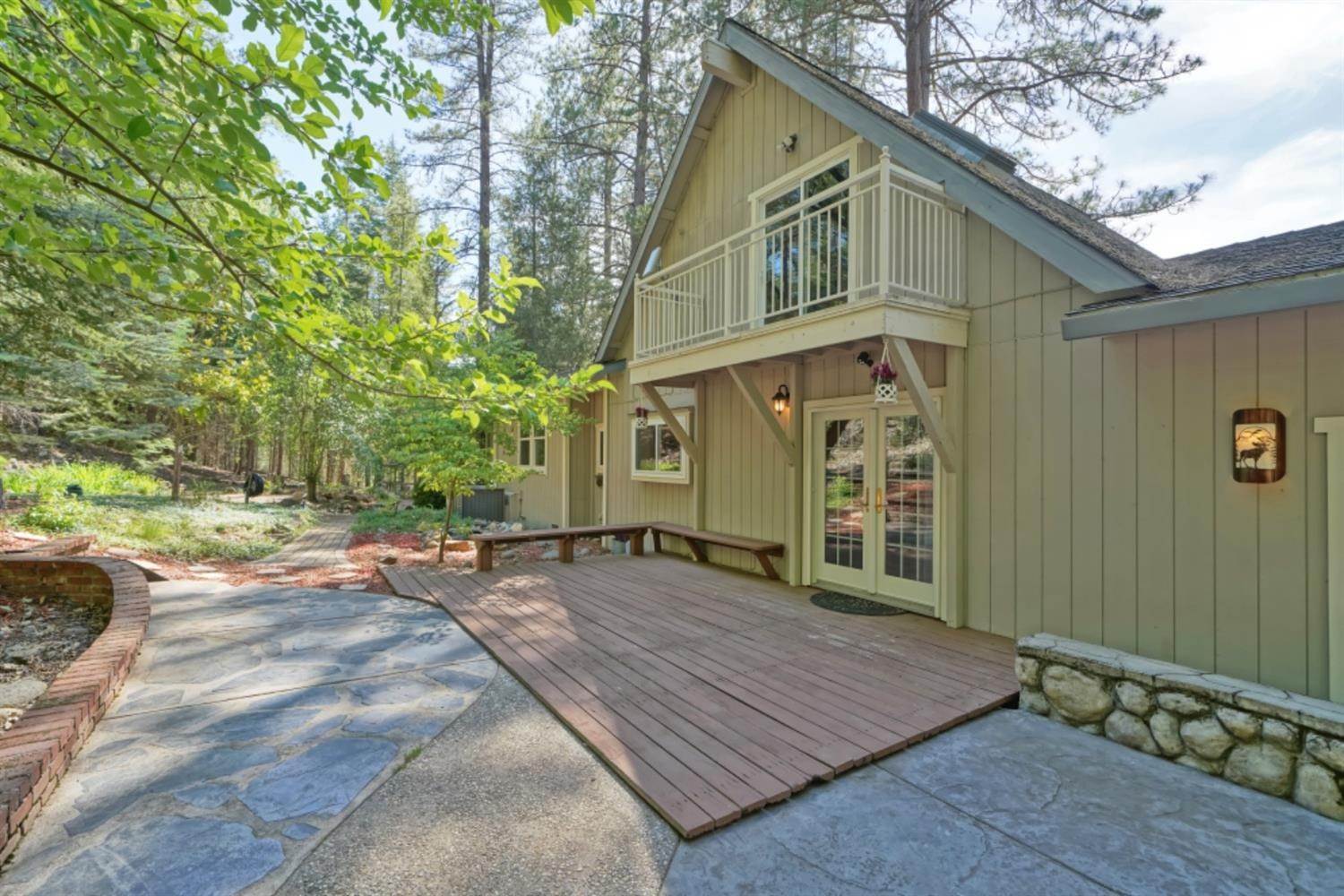 7. Single Family Homes for Active at 5621 Saw Mill Road Placerville, California 95667 United States