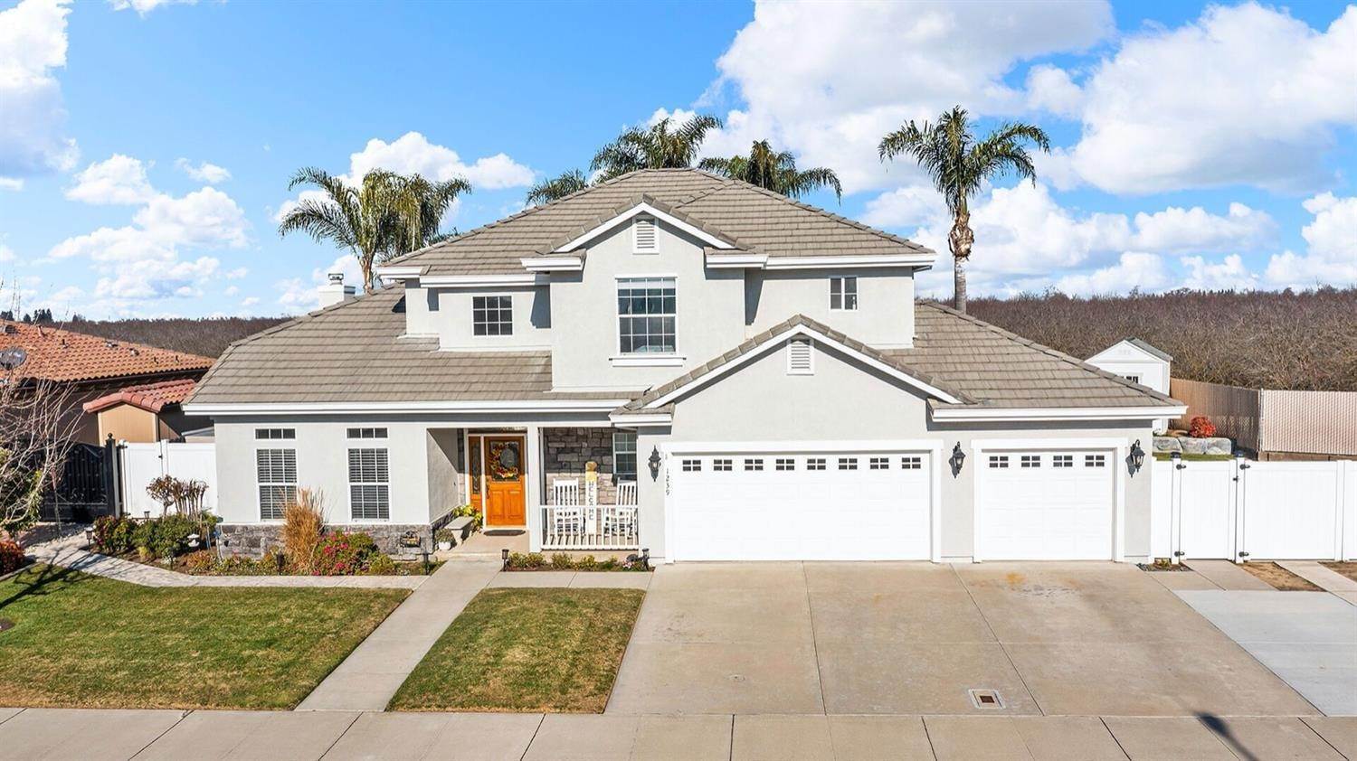 Single Family Homes for Active at 1239 Cameron Lane Ripon, California 95366 United States