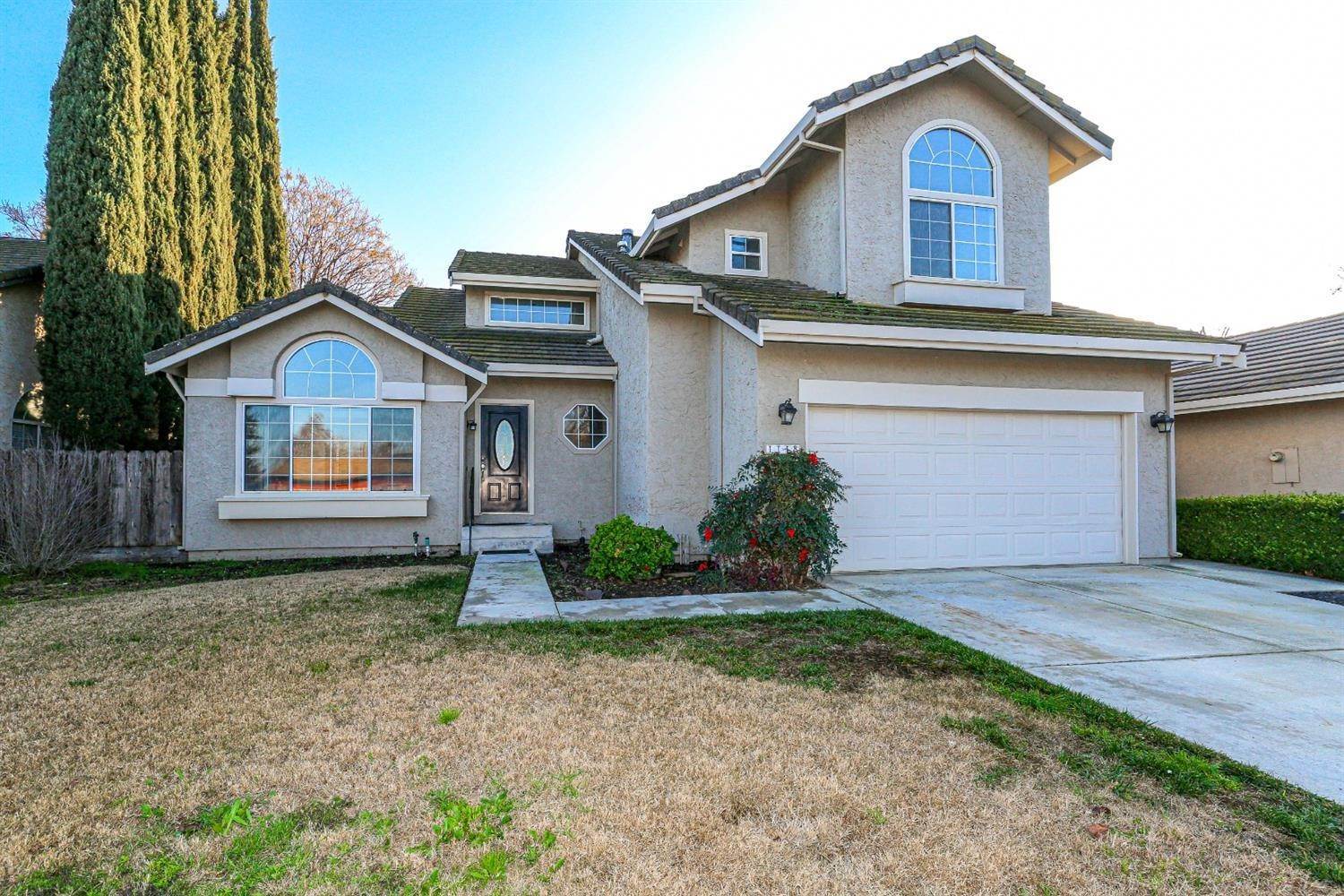 3. Single Family Homes for Active at 1118 Strawbridge Drive Newman, California 95360 United States