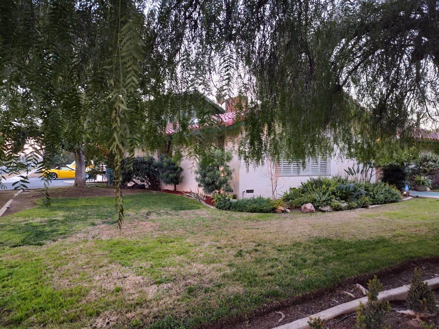 5. Duplex Homes for Active at 1448 E Gettysburg Avenue Fresno, California 93704 United States