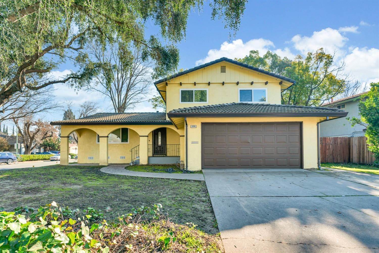 Single Family Homes for Active at 8394 La Riviera Drive Sacramento, California 95826 United States