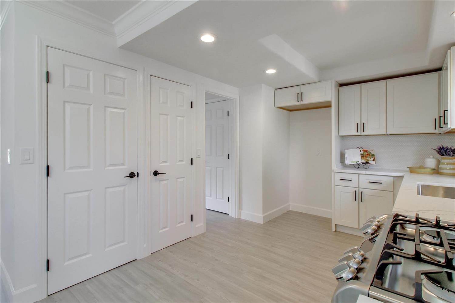 8. townhouses for Active at 2908 Fountainhead Drive San Ramon, California 94583 United States