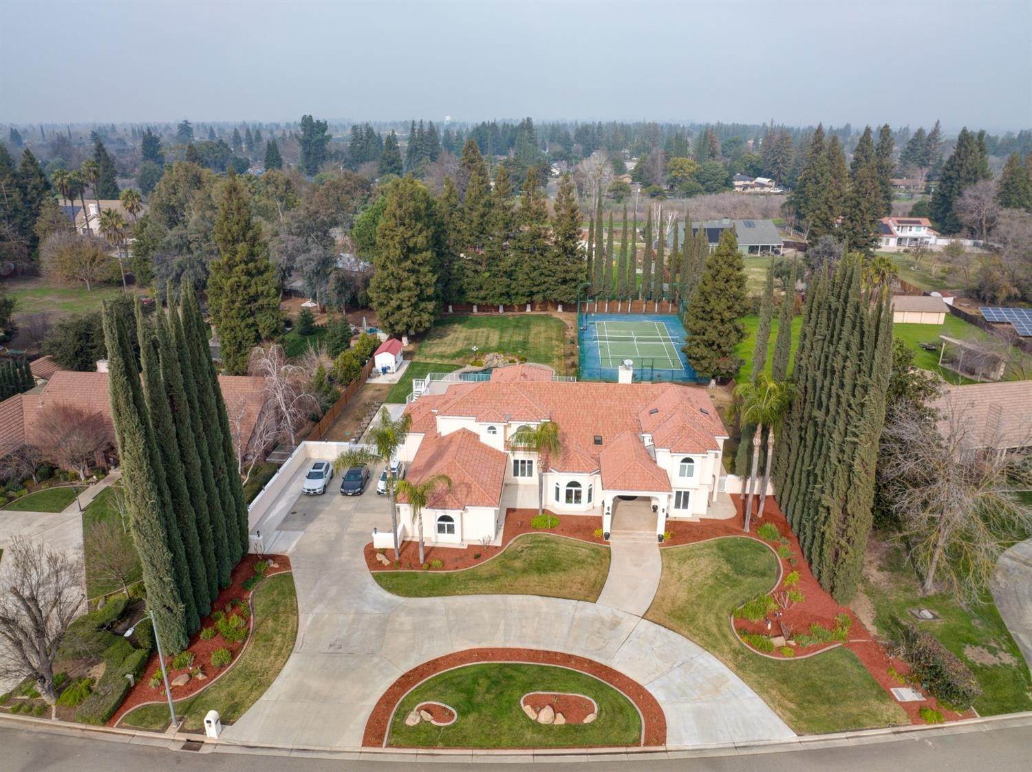 Single Family Homes 为 销售 在 2503 Tuscany Avenue Merced, 加利福尼亚州 95340 美国