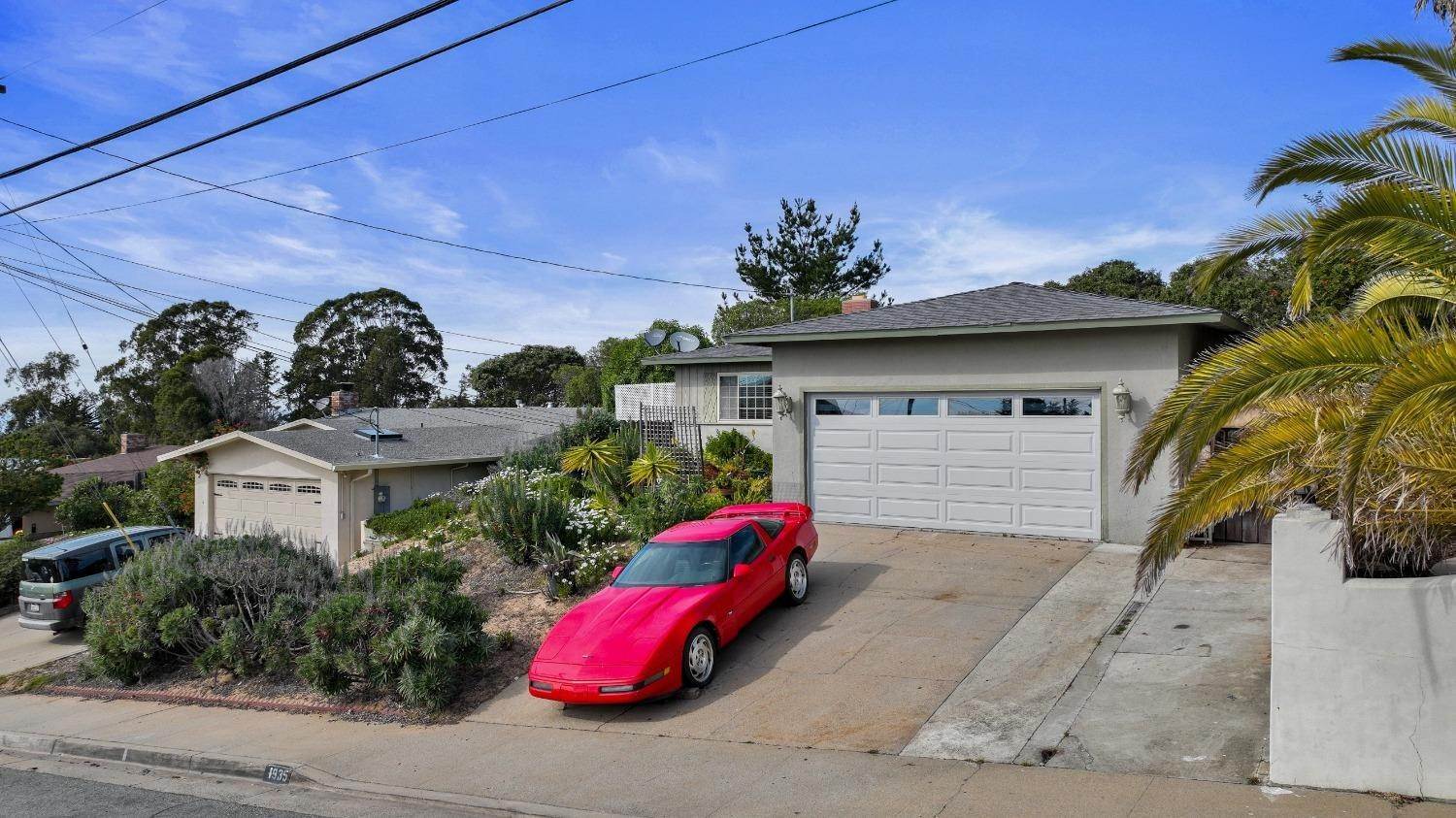 13. Single Family Homes for Active at 1935 Military Avenue Seaside, California 93955 United States