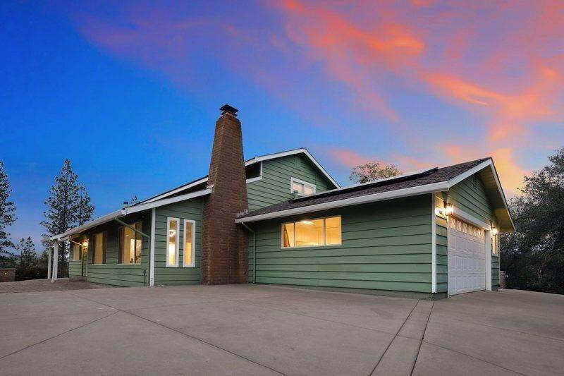 Single Family Homes 为 销售 在 5000 French Creek Road Shingle Springs, 加利福尼亚州 95682 美国