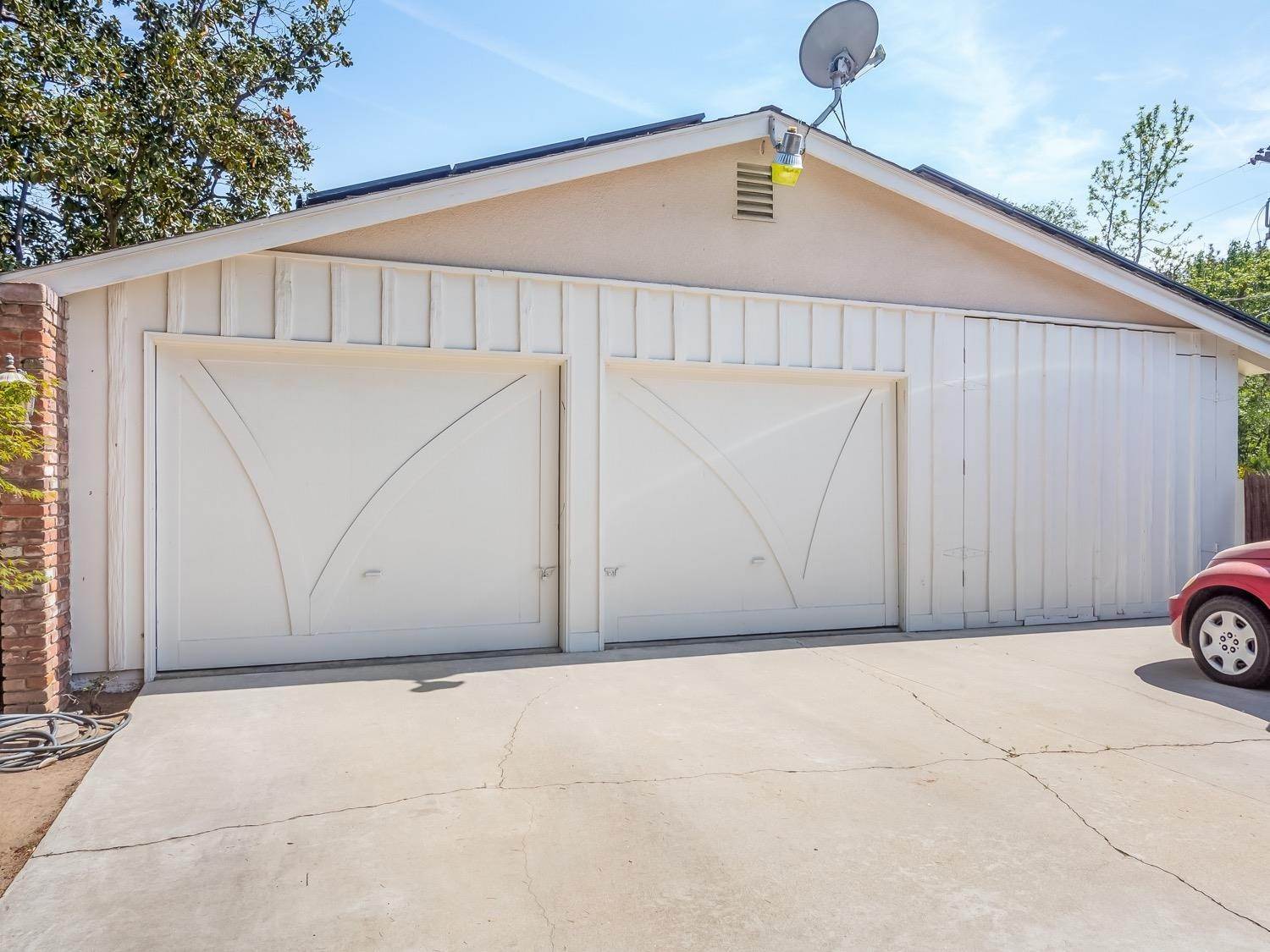 44. Single Family Homes for Active at 1579 W Barstow Avenue Fresno, California 93711 United States