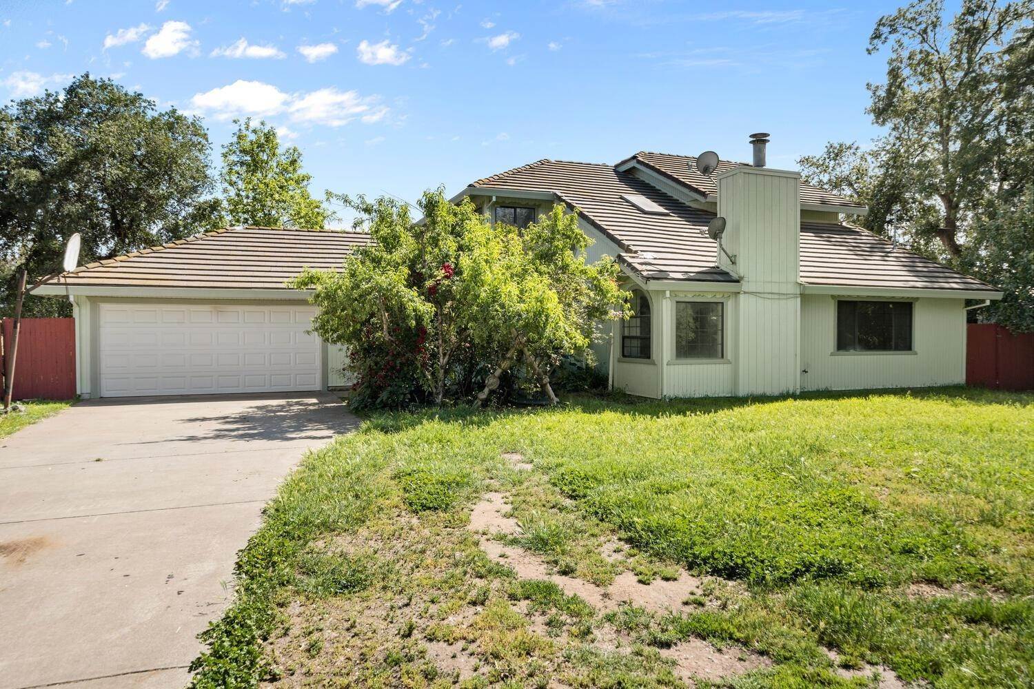Single Family Homes 为 销售 在 3195 Chico River Road 奇科, 加利福尼亚州 95928 美国