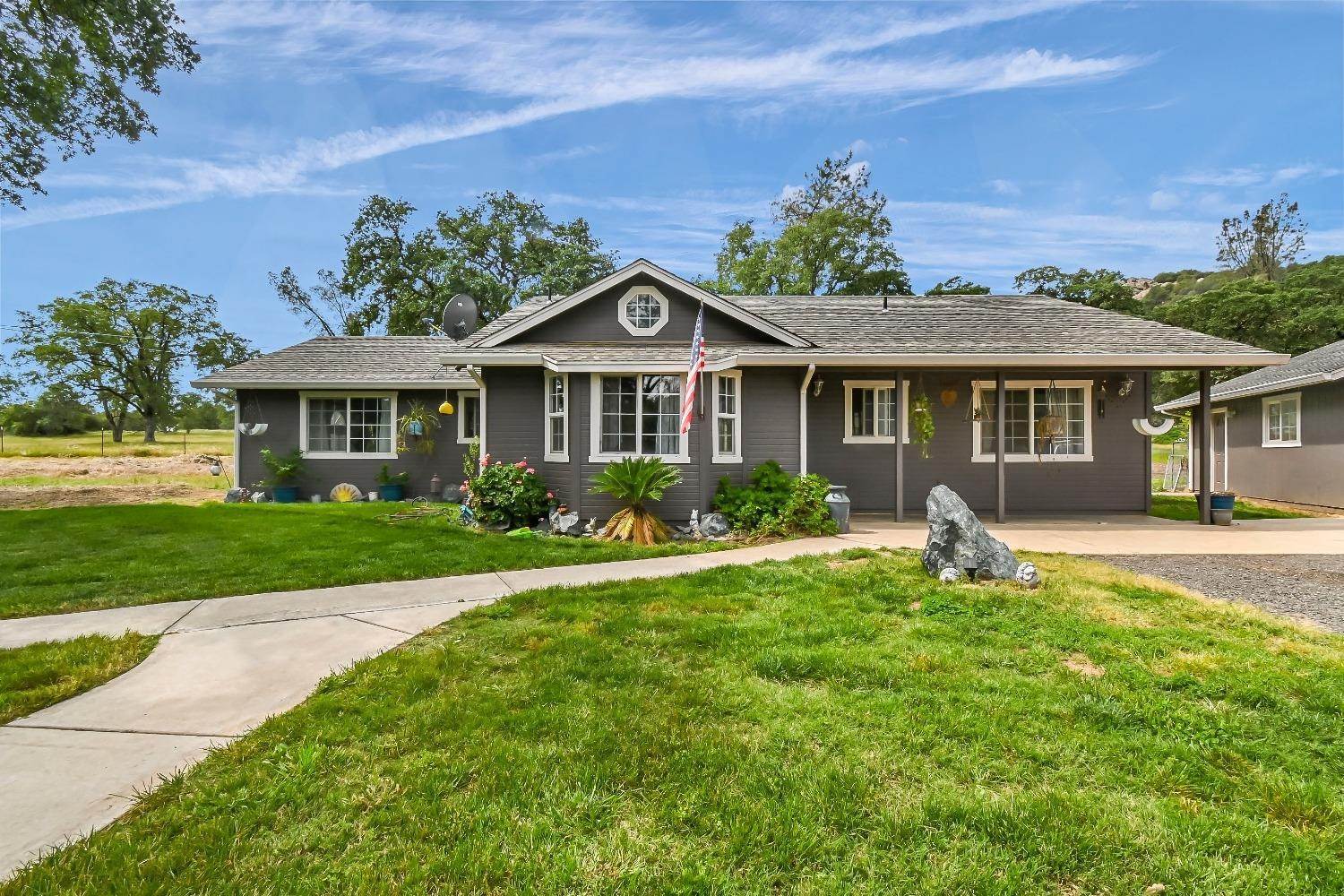 Single Family Homes 为 销售 在 12188 Scott Grant Road Marysville, 加利福尼亚州 95901 美国