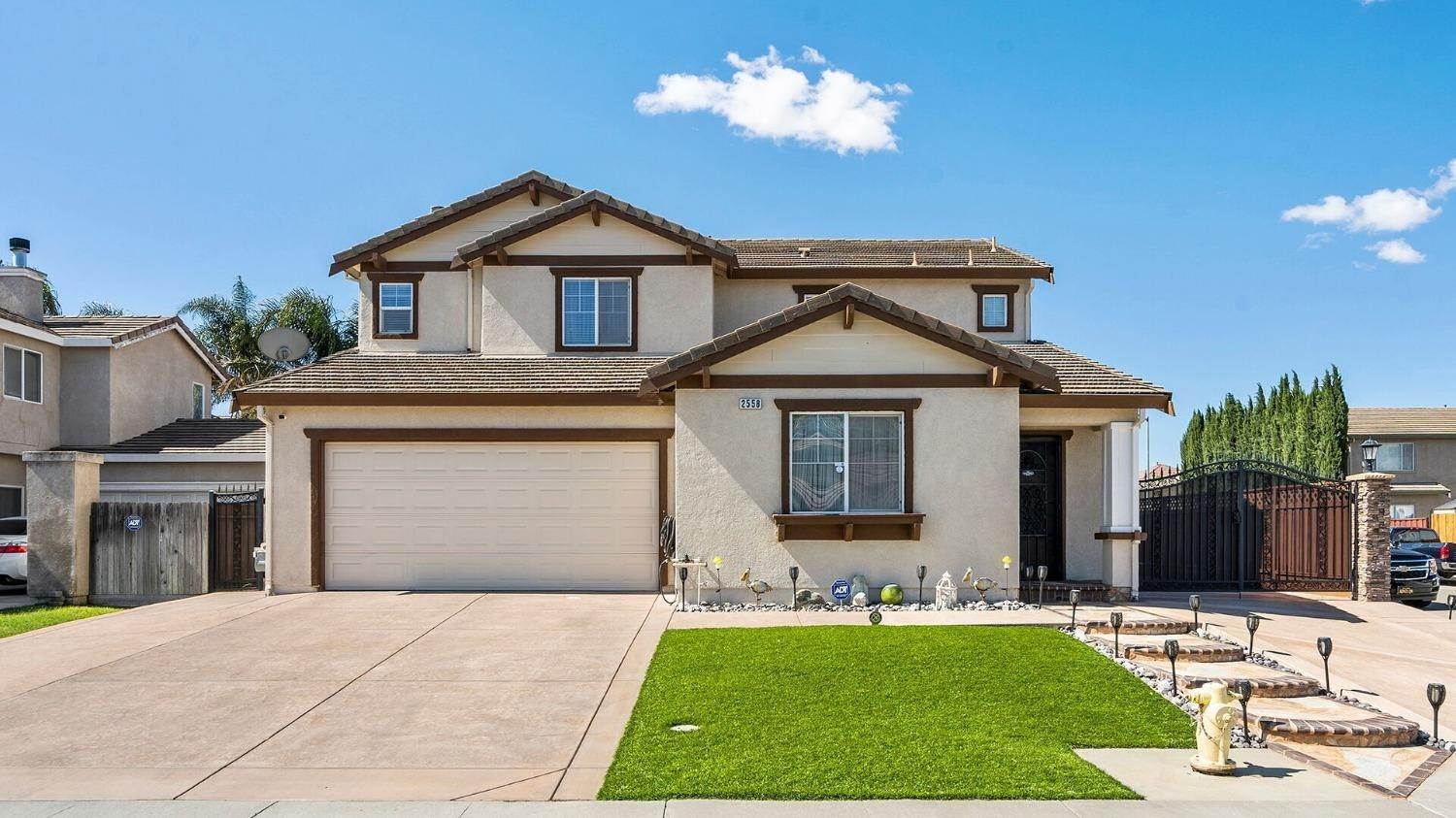 Single Family Homes for Active at 2558 Gaines Lane Tracy, California 95377 United States