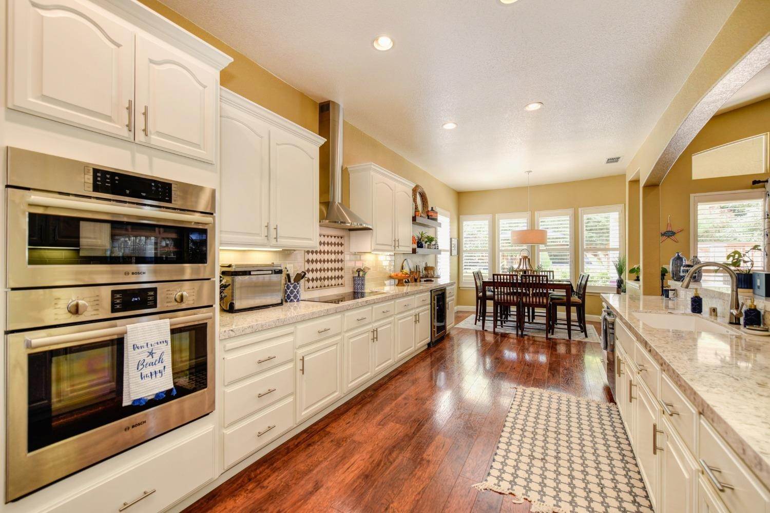21. Single Family Homes for Active at 15465 Boundary Court Rancho Murieta, California 95683 United States