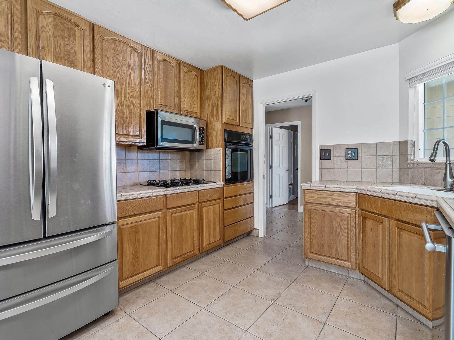 7. Single Family Homes for Active at 4534 Fieldcrest Drive El Sobrante, California 94803 United States