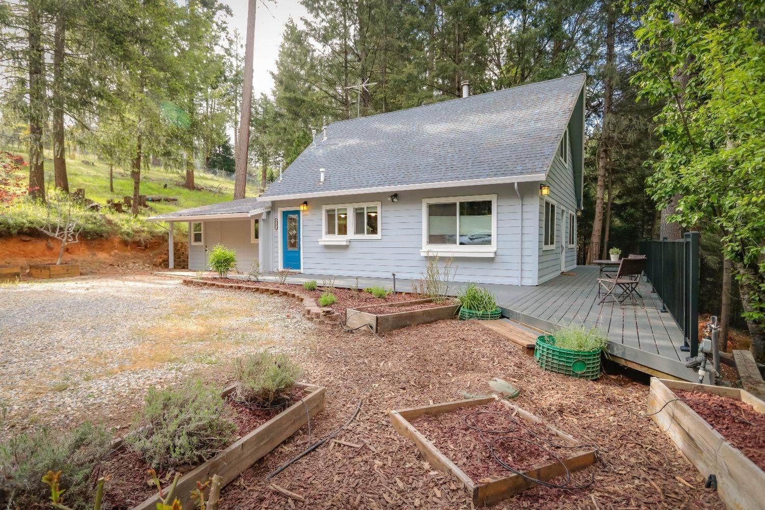 2. Single Family Homes for Active at 4340 Fairglade Road Placerville, California 95667 United States